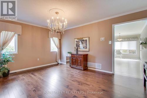 40 Chalmers Drive, Barrie, ON - Indoor