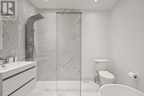 127 Greenlaw Avenue, Toronto, ON - Indoor Photo Showing Bathroom