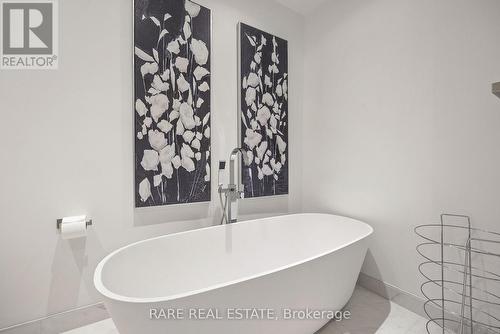 127 Greenlaw Avenue, Toronto, ON - Indoor Photo Showing Bathroom