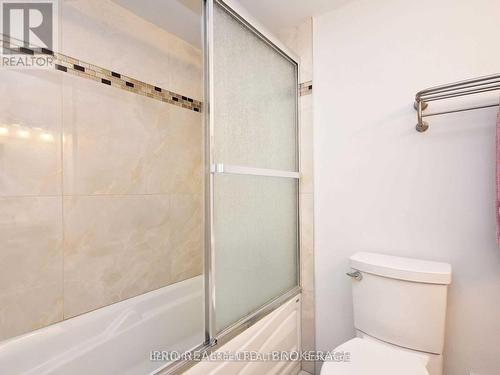 906 - 1615 Bloor Street, Mississauga, ON - Indoor Photo Showing Bathroom