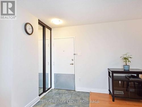 906 - 1615 Bloor Street, Mississauga, ON - Indoor Photo Showing Other Room