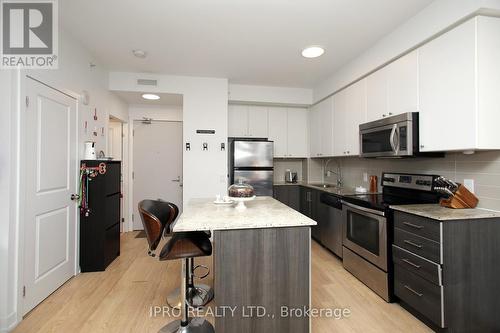 415 - 8 Fieldway Road, Toronto, ON - Indoor Photo Showing Kitchen With Stainless Steel Kitchen