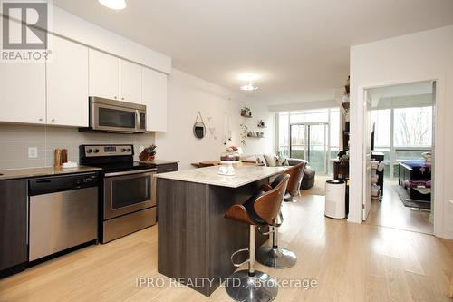 415 - 8 Fieldway Road, Toronto, ON - Indoor Photo Showing Kitchen With Stainless Steel Kitchen