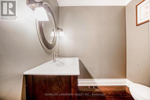 1558 Spring Road, Mississauga, ON - Indoor Photo Showing Bathroom