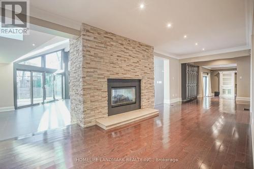 1558 Spring Road, Mississauga, ON - Indoor Photo Showing Living Room With Fireplace