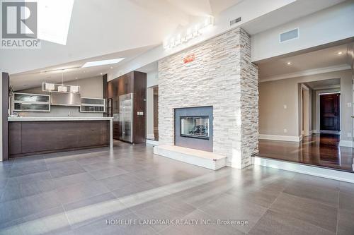 1558 Spring Road, Mississauga, ON - Indoor Photo Showing Living Room With Fireplace