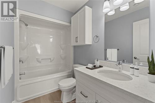 127 Park Street Unit# Main Flr Unit A, Amherstburg, ON - Indoor Photo Showing Bathroom