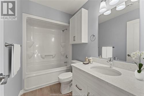 127 Park Street Unit# Main Flr Unit A, Amherstburg, ON - Indoor Photo Showing Bathroom