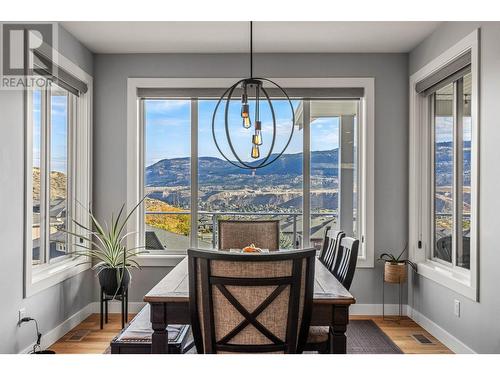 1917 Ironwood Court, Kamloops, BC - Indoor Photo Showing Dining Room