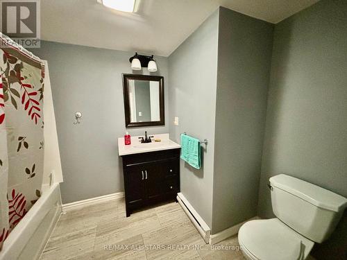 3 Caroline Street, Kawartha Lakes, ON - Indoor Photo Showing Bathroom