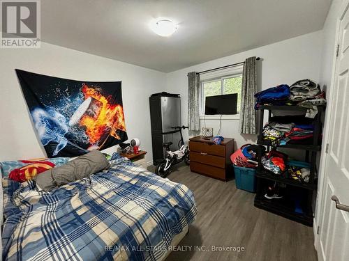 3 Caroline Street, Kawartha Lakes, ON - Indoor Photo Showing Bedroom