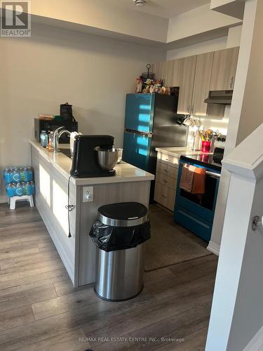 59 - 6705 Cropp Street, Niagara Falls, ON - Indoor Photo Showing Kitchen