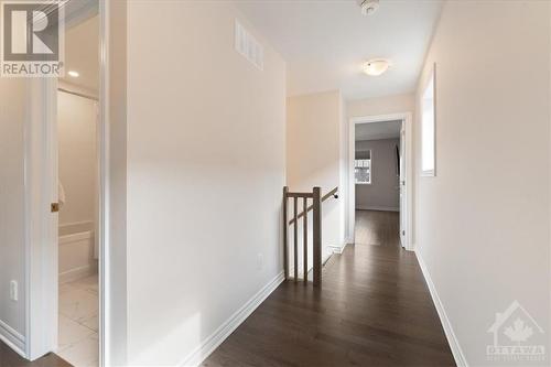 1060 Kijik Crescent, Ottawa, ON - Indoor Photo Showing Other Room