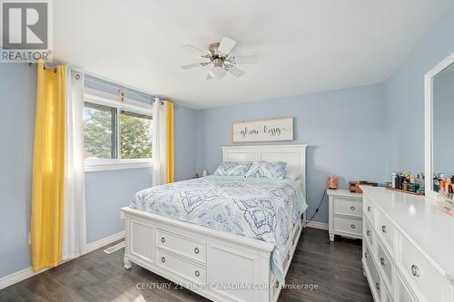 59 Downing Crescent S, London, ON - Indoor Photo Showing Bedroom