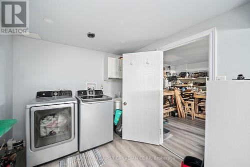 59 Downing Crescent S, London, ON - Indoor Photo Showing Laundry Room