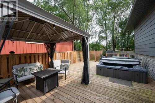 59 Downing Crescent S, London, ON - Outdoor With Deck Patio Veranda With Exterior