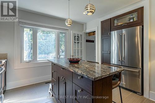 166 Thornton Avenue, London, ON - Indoor Photo Showing Kitchen