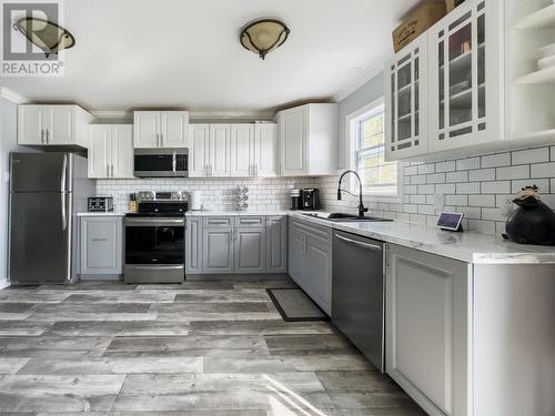 511 Ville Marie Drive, Marystown, NL - Indoor Photo Showing Kitchen With Upgraded Kitchen