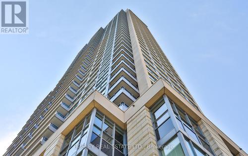 809 - 500 Sherbourne Street, Toronto, ON - Outdoor