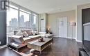 809 - 500 Sherbourne Street, Toronto, ON  - Indoor Photo Showing Living Room 