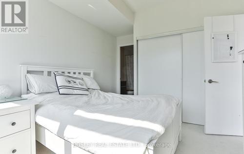 809 - 500 Sherbourne Street, Toronto, ON - Indoor Photo Showing Bedroom