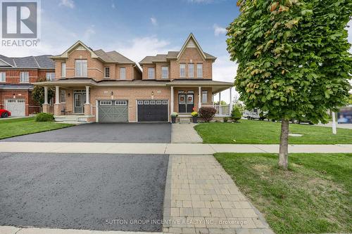 76 Forsyth Crescent E, Barrie, ON - Outdoor With Facade