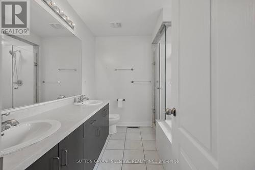 76 Forsyth Crescent, Barrie, ON - Indoor Photo Showing Bathroom