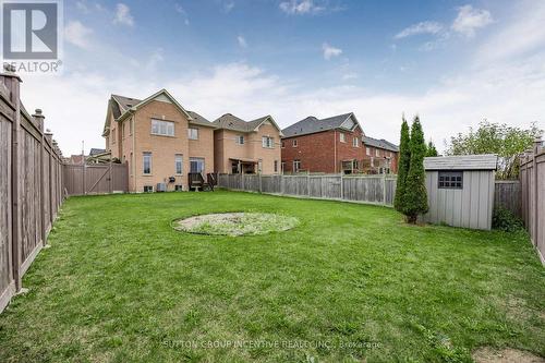 76 Forsyth Crescent E, Barrie, ON - Outdoor With Backyard