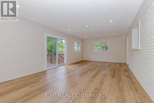 2459 Yarmout Crescent, Oakville, ON - Indoor Photo Showing Other Room