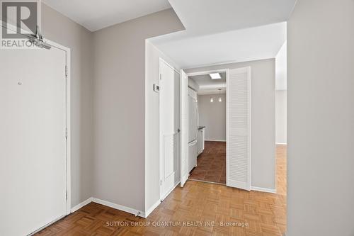 2405 - 1333 Bloor Street, Mississauga, ON - Indoor Photo Showing Other Room