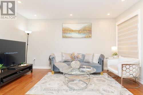 3 Candy Crescent, Brampton, ON - Indoor Photo Showing Living Room