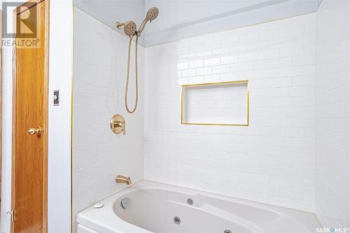 216 2Nd Street N, Wakaw, SK - Indoor Photo Showing Bathroom