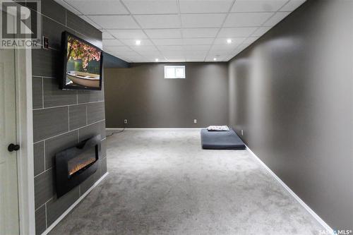 229 6Th Avenue Nw, Swift Current, SK - Indoor Photo Showing Basement