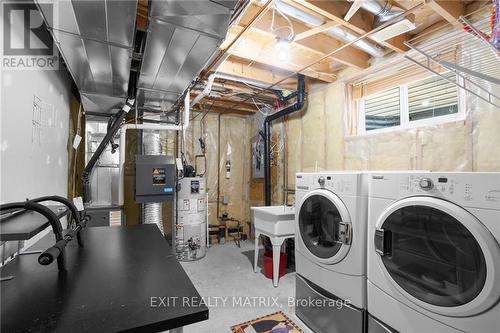 171 Louise Street, Clarence-Rockland, ON - Indoor Photo Showing Laundry Room