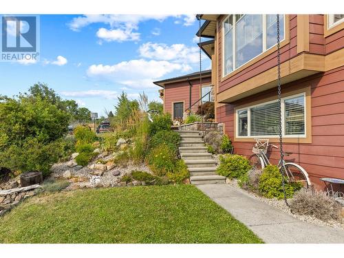 1035 Hume Avenue, Kelowna, BC - Outdoor