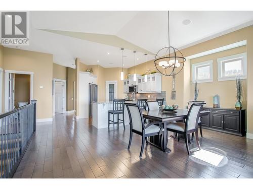 1836 Tower Ranch Boulevard Unit# 1, Kelowna, BC - Indoor Photo Showing Dining Room