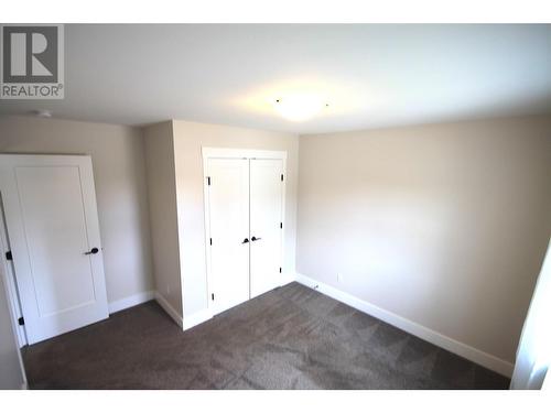 2020 14 Avenue Se, Salmon Arm, BC - Indoor Photo Showing Other Room