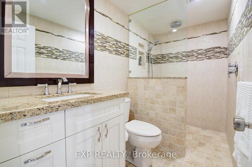 65 Brendawood Crescent, Waterloo, ON - Indoor Photo Showing Bathroom