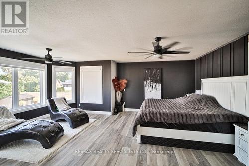 1467 Norfolk County  19 Road, Norfolk, ON - Indoor Photo Showing Bedroom