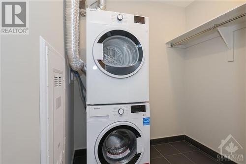 101 Queen Street Unit#806, Ottawa, ON - Indoor Photo Showing Laundry Room