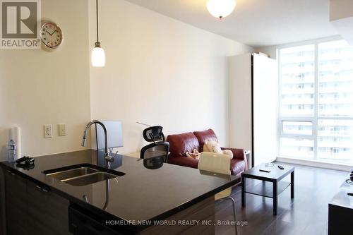 1112 - 62 Forest Manor Road, Toronto, ON - Indoor Photo Showing Kitchen With Double Sink