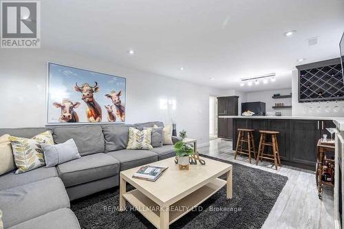 Lower - 40 Hiley Avenue, Ajax, ON - Indoor Photo Showing Living Room