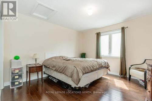 33 Grand Poplar Lane, Wasaga Beach, ON - Indoor Photo Showing Bedroom