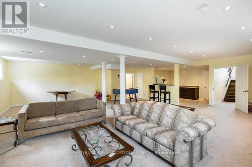 33 Grand Poplar Lane, Wasaga Beach, ON - Indoor Photo Showing Living Room