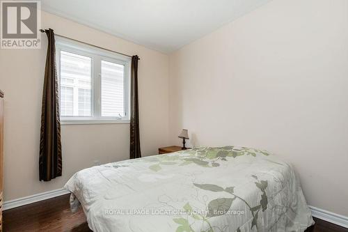 33 Grand Poplar Lane, Wasaga Beach, ON - Indoor Photo Showing Bedroom