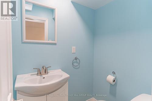 61 Arthur Avenue, Barrie, ON - Indoor Photo Showing Bathroom