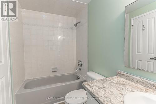 61 Arthur Avenue, Barrie, ON - Indoor Photo Showing Bathroom