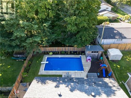 583 6Th Street W, Owen Sound, ON - Outdoor With In Ground Pool With Backyard