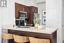 3604 - 388 Prince Of Wales Drive, Mississauga, ON  - Indoor Photo Showing Kitchen 