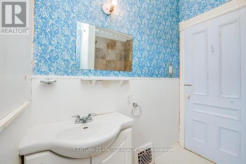 600 Water Street, Peterborough (Downtown), ON - Indoor Photo Showing Bathroom